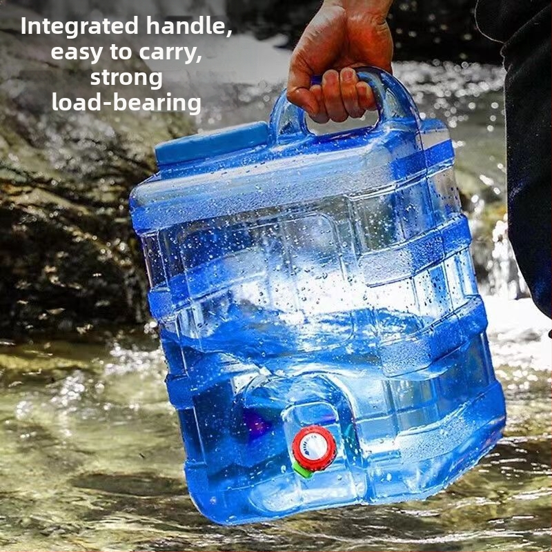 Vandens laikymo plastikinis kibiras su dangteliu ir čiaupą buitiniam vandens laikymo lauko kibirui, montuojamam ant transporto priemonės, savaeigiam vandens laikymo bakui, grynam mineraliniam vandeniui