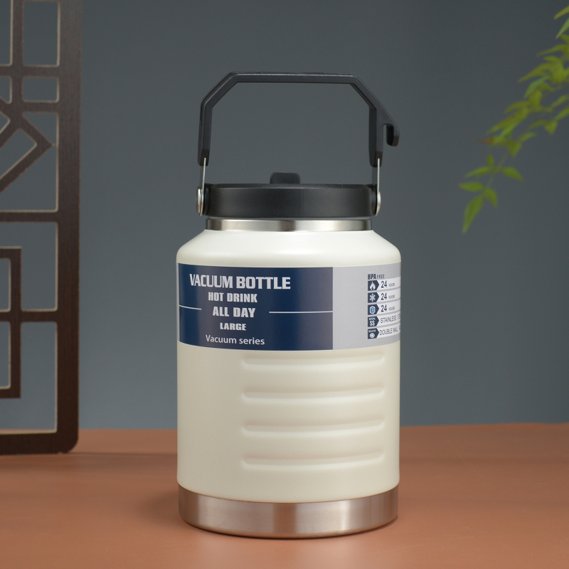 Amazoni suure mahutavusega kaasaskantav termos 304 roostevabast terasest vaakumtermoskruus mugav õlgklaasiga autosse