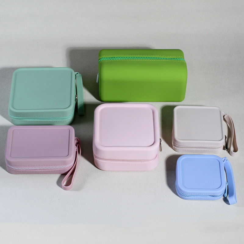 2024. gada silikona uzglabāšanas maza kvadrātveida soma ar lielu ietilpību, pārnēsājama atslēgu uzglabāšanas soma, lūpu krāsa, grims, monētu maciņš, ūdensizturīgs