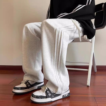 Férfi vastag melegítőnadrág őszi és téli újdonságok divatos, széles szárú sportnadrág laza, mindenhez illő, egyenes szabású, vastagított, lezser