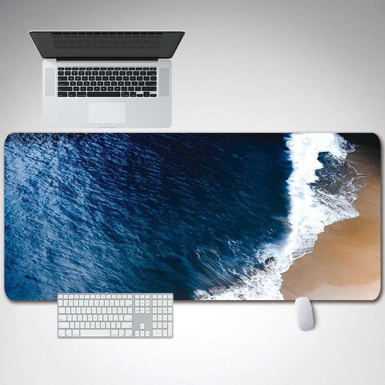 Piiriülene otsetarnetega eriti suur mänguhiirematt Amazoni servalukustusega isikupärastatud arvutilauamatt