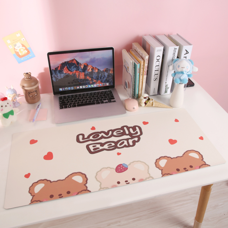 Silmade kaitsev lauamatt Sanrio koomiksiõpilase lauamatt kirjutuslaua matt ühiselamu õppelauamatt kontoriarvuti lauamatt