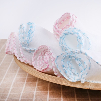 Kūdikio rankšluostis, kūdikio marlės rankšluostis, grynos medvilnės, labai minkštas, mažas kvadratas, plonas, vaikiškas marlės rankšluostis veidui prausti, nosinaitė