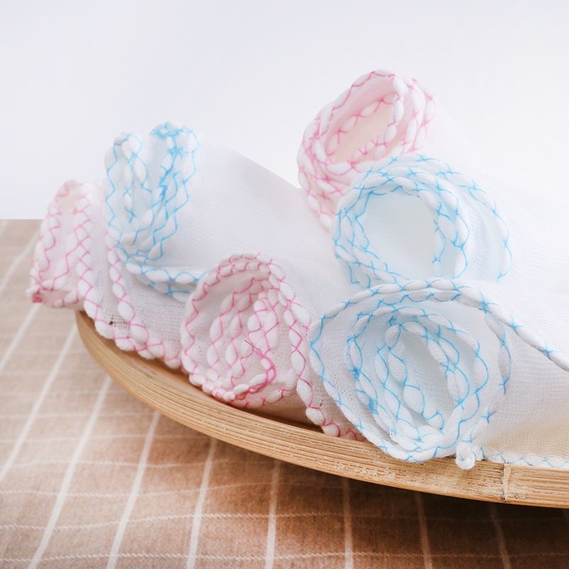 Kūdikio rankšluostis, kūdikio marlės rankšluostis, grynos medvilnės, labai minkštas, mažas kvadratas, plonas, vaikiškas marlės rankšluostis veidui prausti, nosinaitė