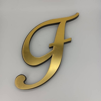 Naujas tarpvalstybinis produktas – auksinis akrilinis žolės raidės veidrodžio lipdukas svetainei, miegamajam, lipnus 3D stereo dekoratyvinis sienos lipdukas