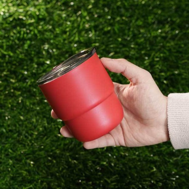 Užsienio prekybos tiekimas 304 nerūdijančio plieno laiptelių puodelis spalvotas sulčių kavos puodelis lauko dvigubai izoliuotas burnos puodelis