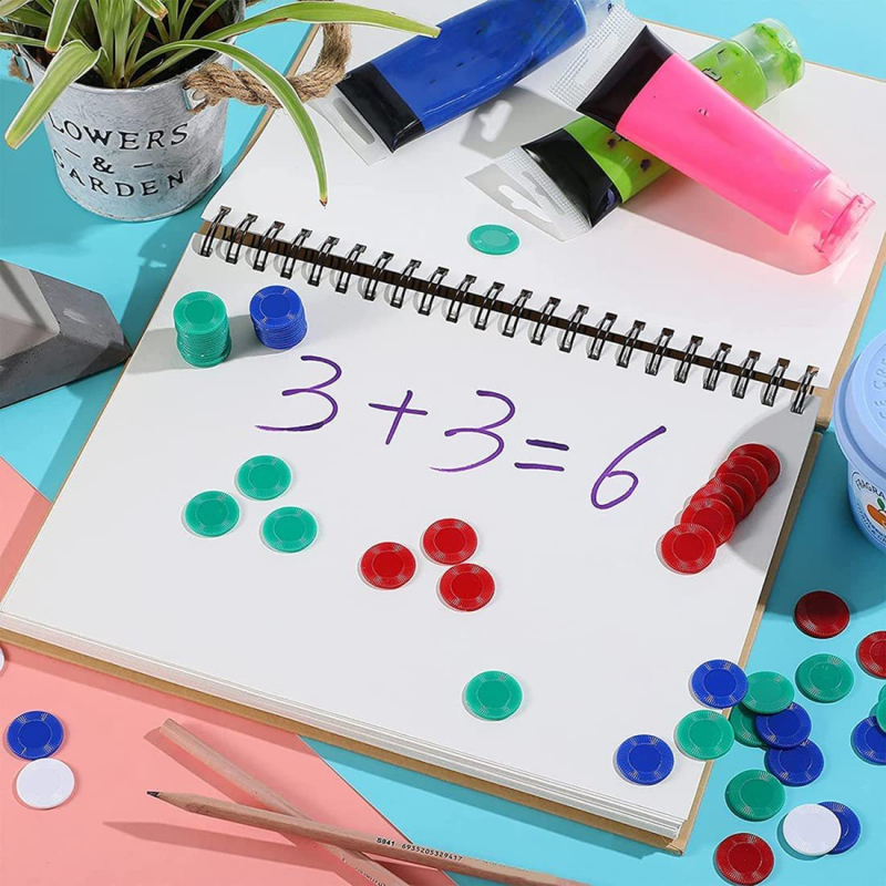 400 gabalu plastmasas pokera žetoni, spēļu žetoni, 4 krāsu skaitītāja karte spēļu skaitīšanai, bingo žetoni