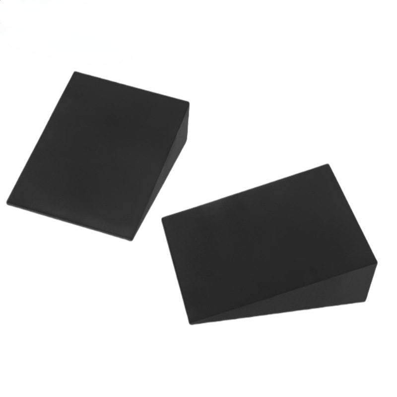 Jogos tempimo lenta su pritūpimų pagalba, pleišto formos jogos blokas Pilatesui, blauzdų tempimui