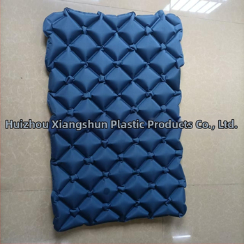 Piepūšamais mājdzīvnieku paklājiņš āra piknikam kempinga stilam pludmalei, viena TPU automātiska piepūšamā gultas telts, guļampaklājs, mitrumizturīgs un ūdensizturīgs