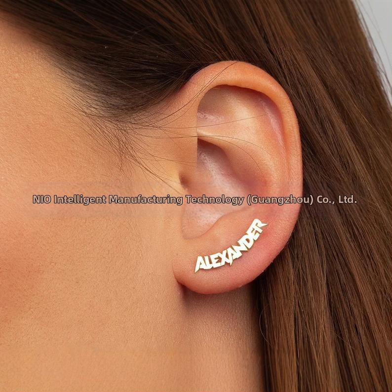 Európai és amerikai népszerű fülbevalók 925-ös ezüstből, női barkácsoláshoz készült angol betűs fülbevalók, fejlett érzéki, niche jellegzetes fülbevalók, amelyek nem fakulnak ki.