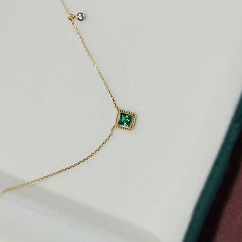 Ασήμι 925 επιχρυσωμένο με χρυσό 14 καρατίων, σμαραγδένιο κολιέ, μενταγιόν με κύβο ζάχαρης, αλυσίδα κλείδας για γυναίκες, ρετρό, προσβάσιμο, πολυτελές, ευέλικτο, υψηλής ποιότητας, αίσθηση