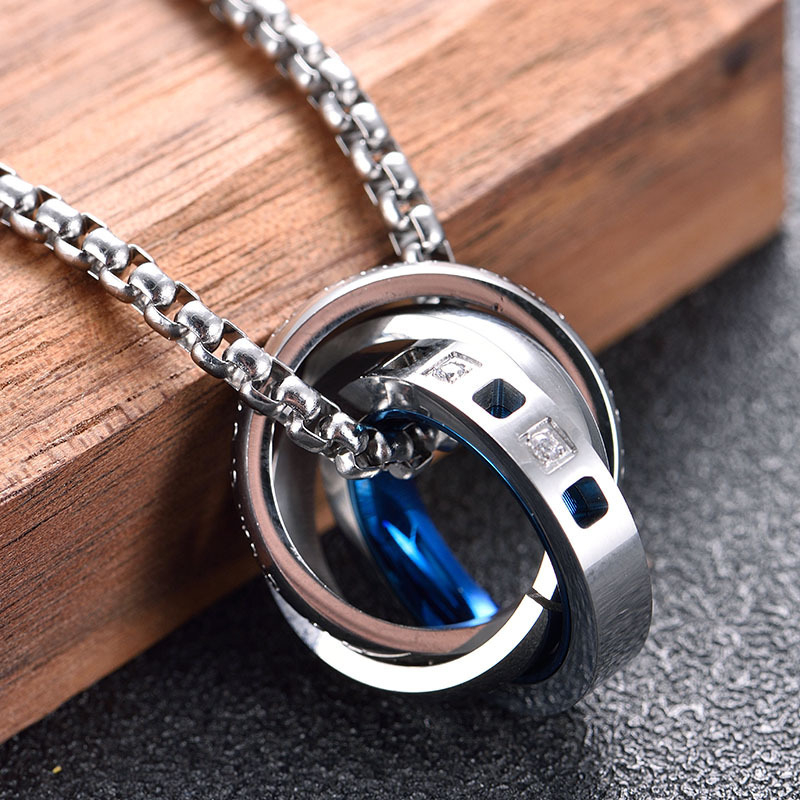 Korejiešu moderni aksesuāri no nerūsējošā tērauda, trīs gredzenu titāna tērauda kaklarotas, vasaras stilīgs, populārs, moderns zīmola kulons vīriešiem un sievietēm