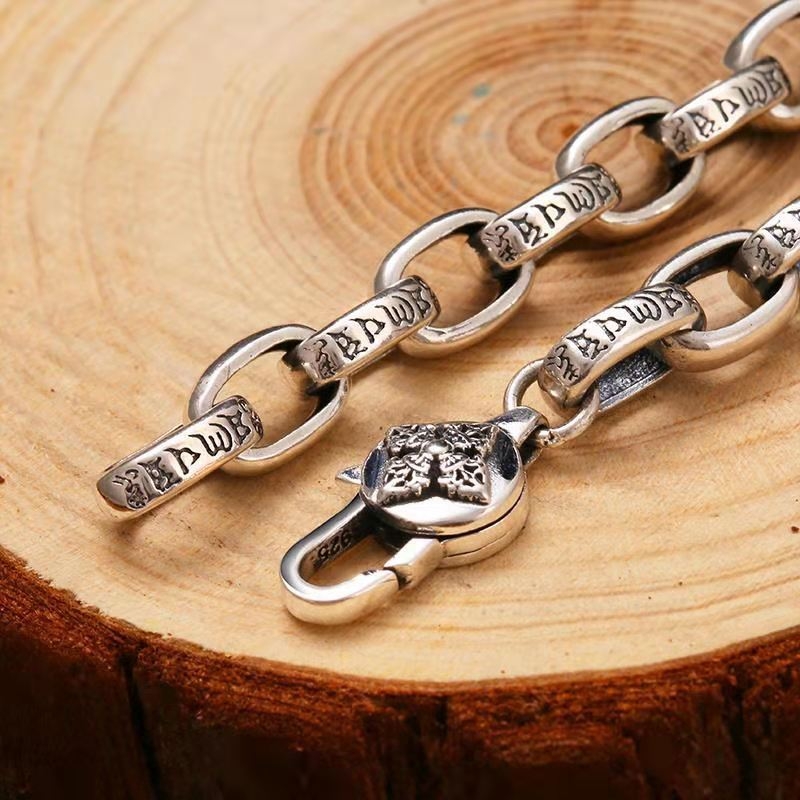 Zēnu kaklarota ar garu vadžru, ķīniešu stila moderna vīriešu retro sešu rakstzīmju mantra, titāna tērauds, daudzpusīga un izsmalcināta