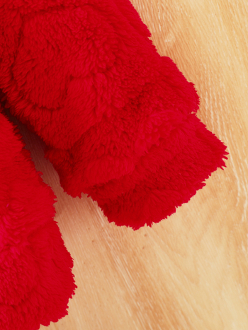 Κοριτσίστικο μονόχρωμο, βελούδινο, χαριτωμένο παλτό με μακριά μανίκια και φερμουάρ σε σχήμα καρδιάς, με κουκούλα