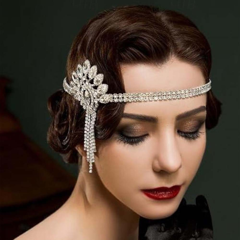 1920. aastate maskeraadipeakate, retrohõbedast tutiga juuksepael, Euroopa ja Ameerika ehetega naiste juuksekett