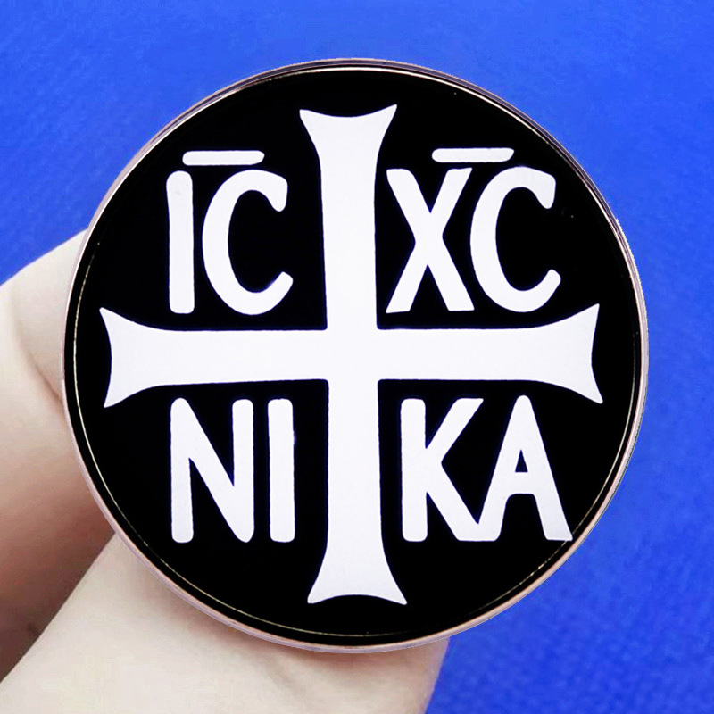 Hódító kereszt alakú bross IC XC NI KA kitűző fémötvözetből készült jelvény kiegészítők