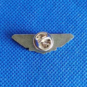 Film Lingyun Ambition jelvény Tom rajzfilm bross divatos hajtóka fém zománctű ékszer kiegészítők