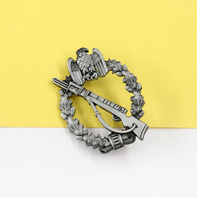 Retro sas bross tölgyfalevél jelvény emlékérem nyakörv hátizsák kiegészítők