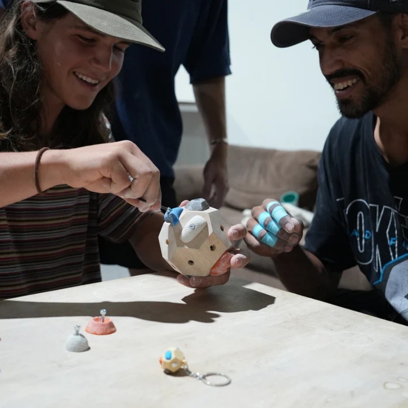 Határokon átnyúló új termék Ujjmászó kirakó Ujjmászó kirakó Sziklamászó fal kihívás