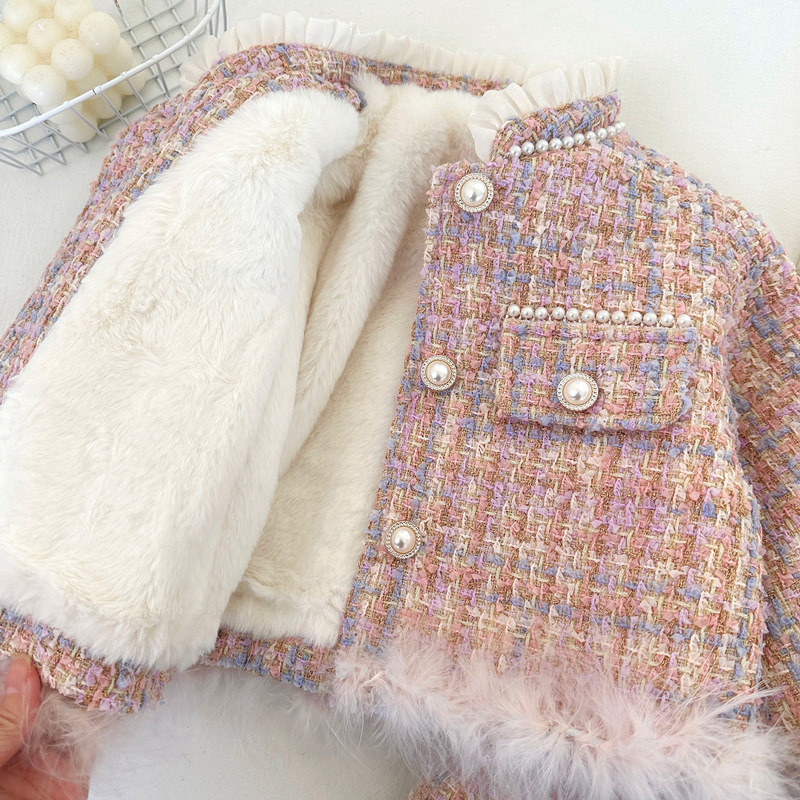 Lányok divatos Chanel stílusú ruhája, bélelt, 2024-es téli új divatos, vastagított kabát-szoknya, kétrészes szett