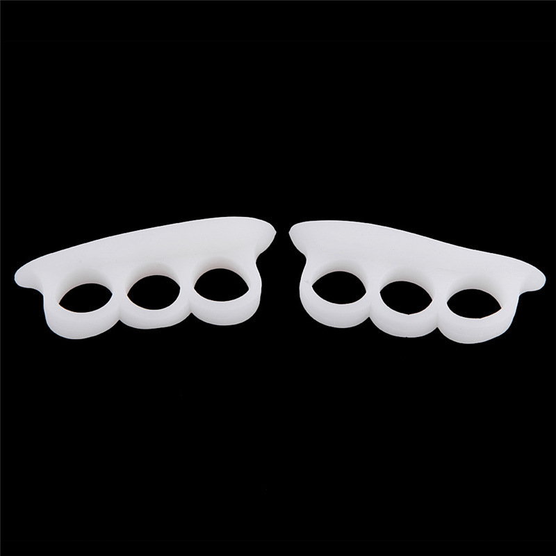 Amazoni kolme auguga silikoonist varvastevahe meestele ja naistele pöidla valgusvalu kattuvate sõrmede isolatsiooni korrigeerimise komplekt