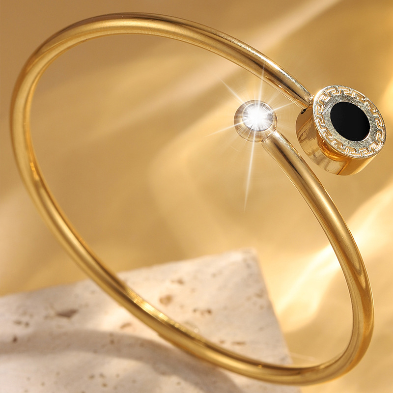 Titāna tērauda aproce ar augstu versiju, saules raksts, dimanta gliemežvāks, sieviešu atvēruma temperamenta dizains, kas neizbalē, aproču rotaslietu vairumtirdzniecība