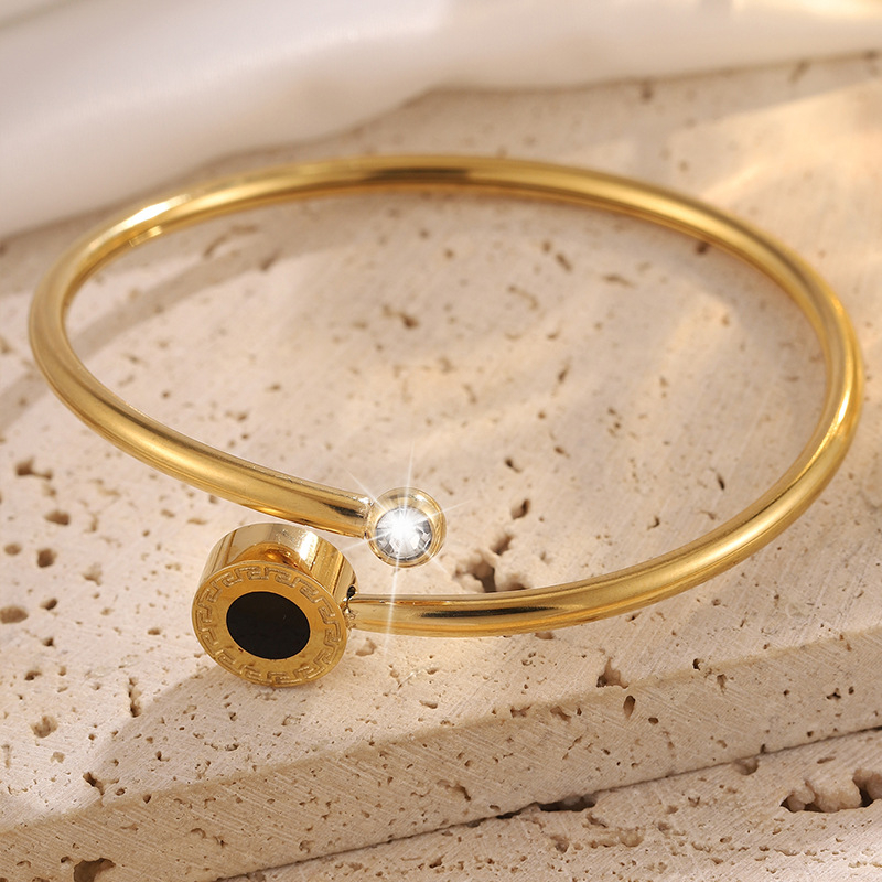 Titāna tērauda aproce ar augstu versiju, saules raksts, dimanta gliemežvāks, sieviešu atvēruma temperamenta dizains, kas neizbalē, aproču rotaslietu vairumtirdzniecība