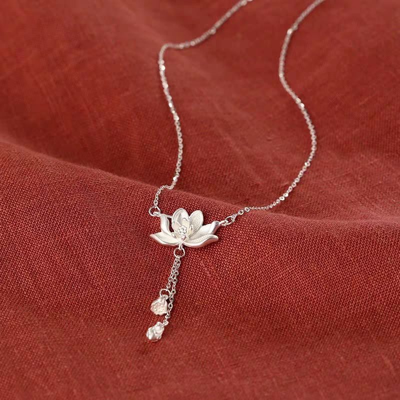 Colier Lotus de două ori pentru femei, stil chinezesc nou, nișă, lumină de lux, toate potrivirile, cadou antic de Ziua Mamei de înaltă calitate