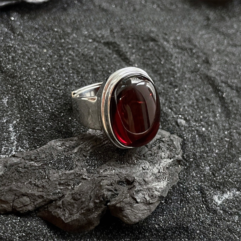 S925 Сребърен ретро пръстен с яйцевидно лице, рубин, дамски нишов дизайн, пръстен, лек луксозен, прост, висок клас, пръстен за храна, модерен