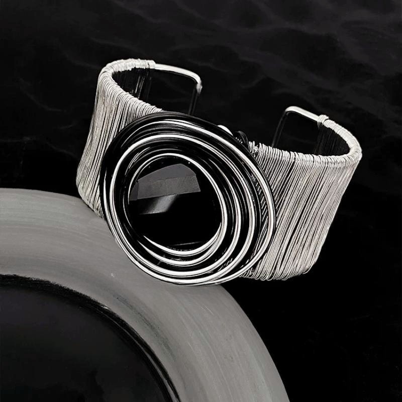 Eiropas un amerikāņu stila smagās rūpniecības spirāles brūces atvērta aproce sieviešu modes dizaina viegla, grezna, eleganta aproce pankroka rotaslietas