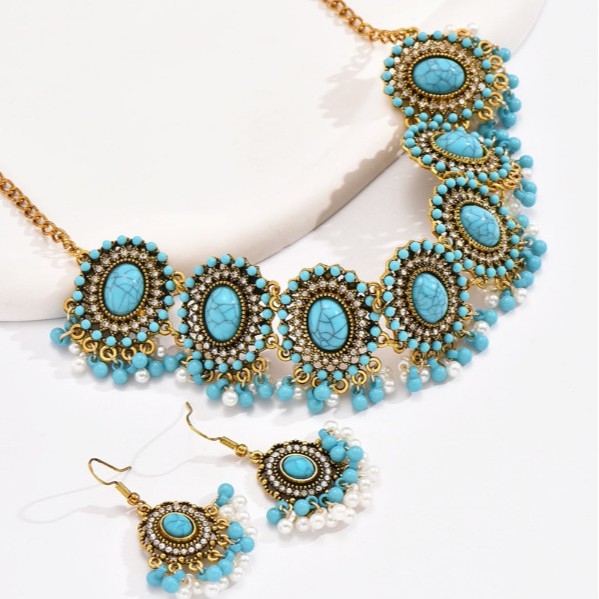 Piiriülesed Euroopa ja Ameerika kuumalt müüdavad boheemlaslikud kuulsad etnilised türkiissinised aksessuaarid, temperamentne kaelakee, kõrvarõngad, naiste ehted, ülikond