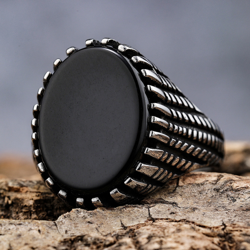 Piiriülene kuummüük roostevabast terasest retro domineeriva vääriskiviga sõrmus, roostevaba, tipptasemel moekate retroehtede hulgimüük