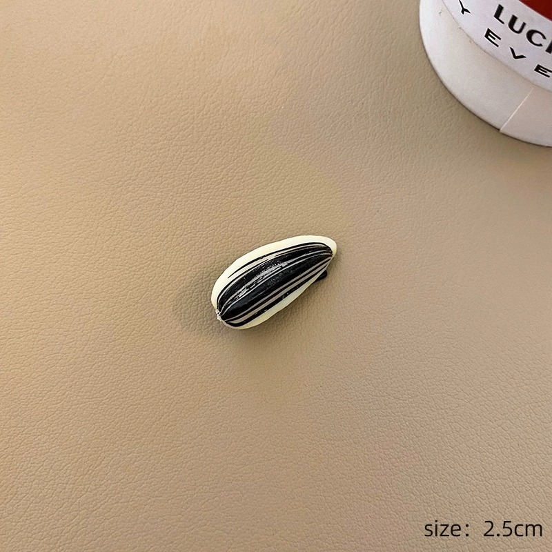 Neto crvena simulacija sjemenki dinje mala ukosnica za kosu šiške grickalice ukosnica Nova smiješna čudna kopča za glavu za žene