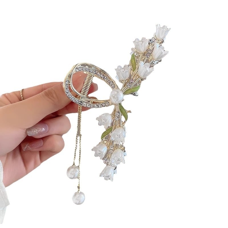 Свежа зелена щипка за коса, елегантна нова стилна щипка за коса, метална щипка за акула, зелена щипка с пискюл от листа, перлена щипка с кристали