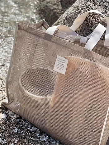 Nová veľkokapacitná plážová taška cez rameno, priehľadná sieťovaná taška cez rameno, módna a ľahká nákupná taška