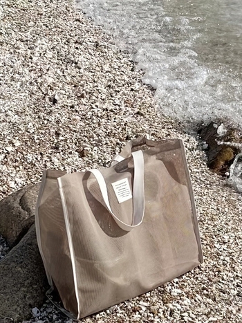 Nová veľkokapacitná plážová taška cez rameno, priehľadná sieťovaná taška cez rameno, módna a ľahká nákupná taška