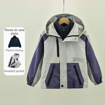 Chlapčenské oblečenie Charge 2025 Jar a jeseň Nový flísový a jesenný kabát Tri v jednom Odnímateľný zimný veľký detský kabát