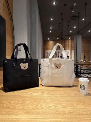 Vállra szerelhető múmiatáska, hímzett medvés vászon kézitáska, nagy kapacitású táska, anya-babatáska, kimenő tárolótáska