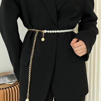 Γυναικείο διακοσμητικό φόρεμα με ζώνη λευκού μαργαριταριού για την άνοιξη και το καλοκαίρι του 2024, νέο καλοκαιρινό φόρεμα με αλυσίδα και ραφές, αξεσουάρ για γυναίκες