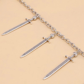 Eiropas un Amerikas Savienoto Valstu pārrobežu hiphopa zobena kulona vidukļa ķēde, daudzslāņu metāla retro ķēde, ķermeņa ķēde, bikšu ķēde, aksesuāru vairumtirdzniecība