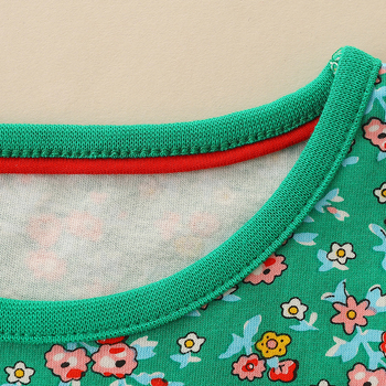 Φθινοπωρινά ευρωπαϊκά και αμερικανικά κορίτσια φορούν μικρά και μεσαία παιδικά σπασμένα λουλούδια φούστα χαριτωμένο κινούμενο σχέδιο πουλί κεντημένη πριγκίπισσα φούστα