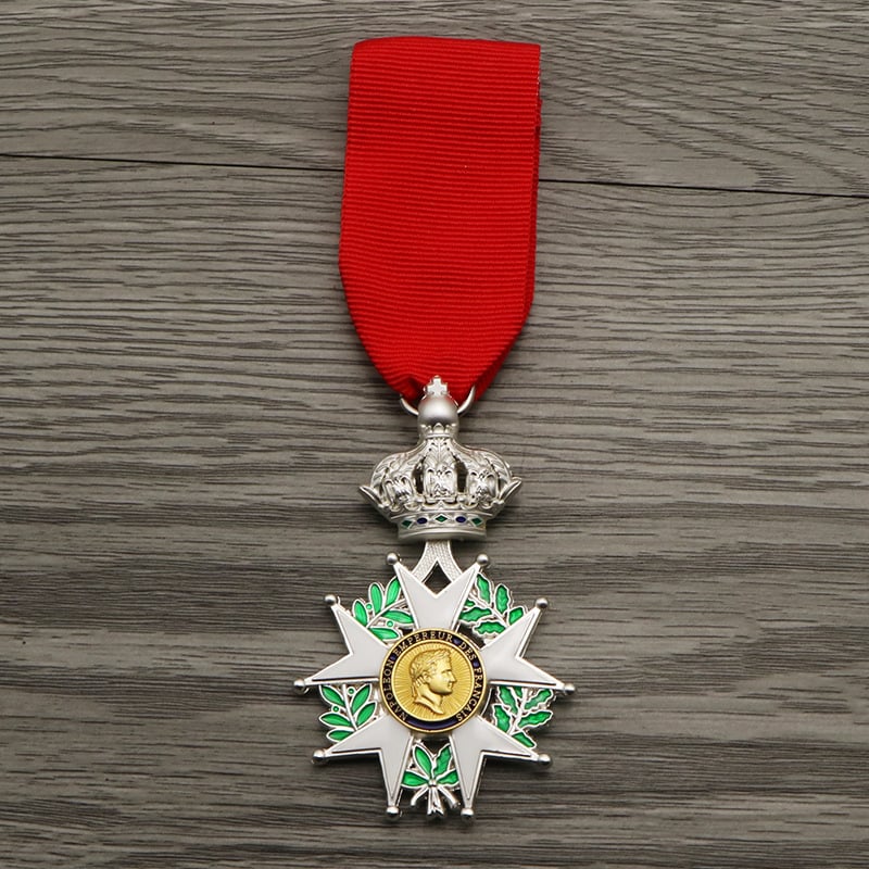 Σε απόθεμα αντίγραφο Γάλλος Αυτοκράτορας Ναπολέων Ανώτερος Ιππότης Αξιωματικός Σώματος της Τιμής Μετάλλιο της Λεγεώνας της Τιμής