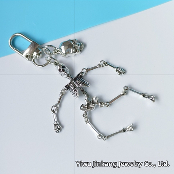 Vintage Gothic Diablo Twist Skull Keychain Κρεμαστό κόσμημα εξατομικευμένο σακίδιο πλάτης Skull Κρεμαστό δώρο για αποκριές