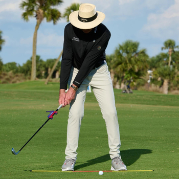 Το νέο μηχάνημα εκγύμνασης με αιωρούμενο αεροπλάνο γκολφ David Leadbetter είναι το ίδιο