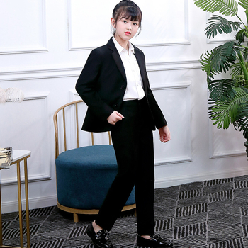 Tüdrukute väike ülikond 2022. aasta uus lääne moeetendus moodne ülikond Blow Street Performance must Chun Qiu