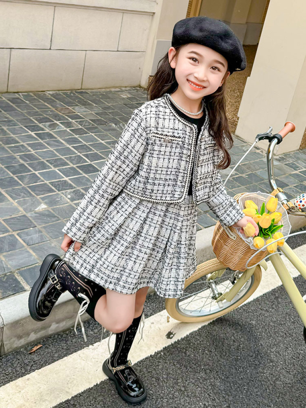 Djevojačko proljetno i jesensko odijelo 2025. Novo proljetno slatko svijetlo svileno mirisno odijelo za djevojčice, korejski dvodijelni set s ventilatorom