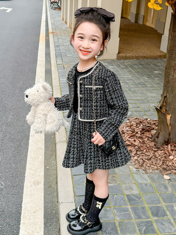 Djevojačko proljetno i jesensko odijelo 2025. Novo proljetno slatko svijetlo svileno mirisno odijelo za djevojčice, korejski dvodijelni set s ventilatorom