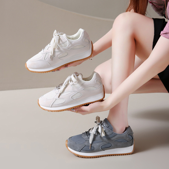 2025 Pantofi noi cu talpă groasă Forrest Gump pentru femei, primăvară și vară, pantofi de balet pentru creșterea în înălțime, pantofi de antrenament moral, sport, pantofi albi versatili, stil fierbinte