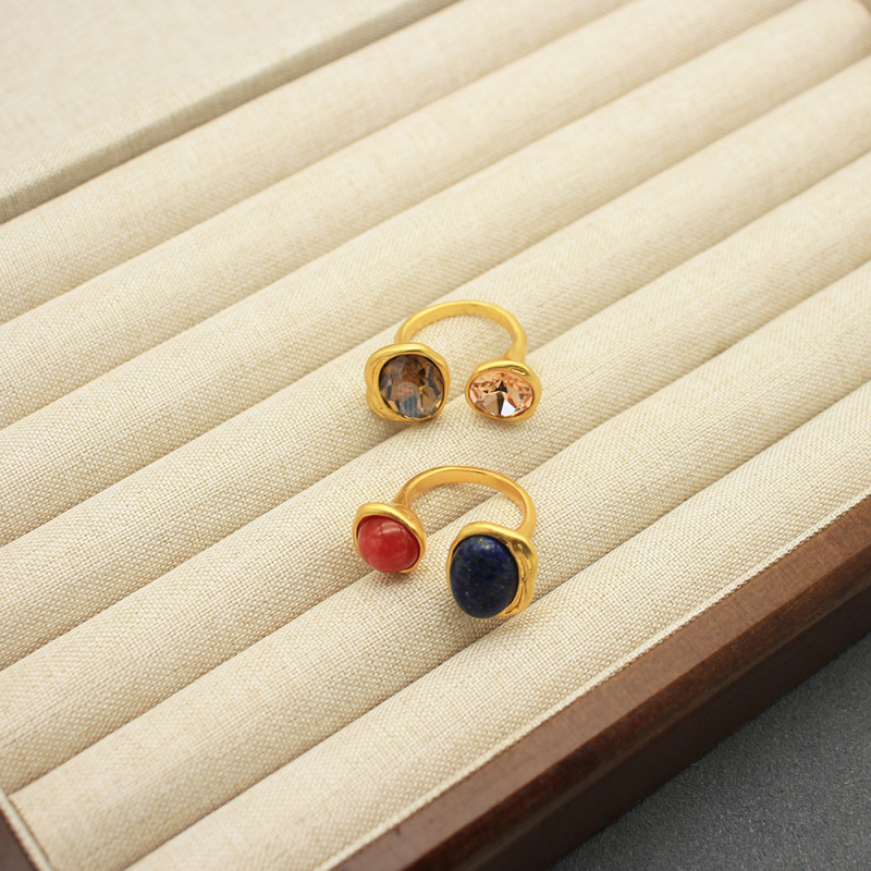 Inel deschis reglabil minimalist vintage de înaltă calitate, cu bijuterii din piatră naturală încrustată cu pietre prețioase mari, placat cu aur natural învechit