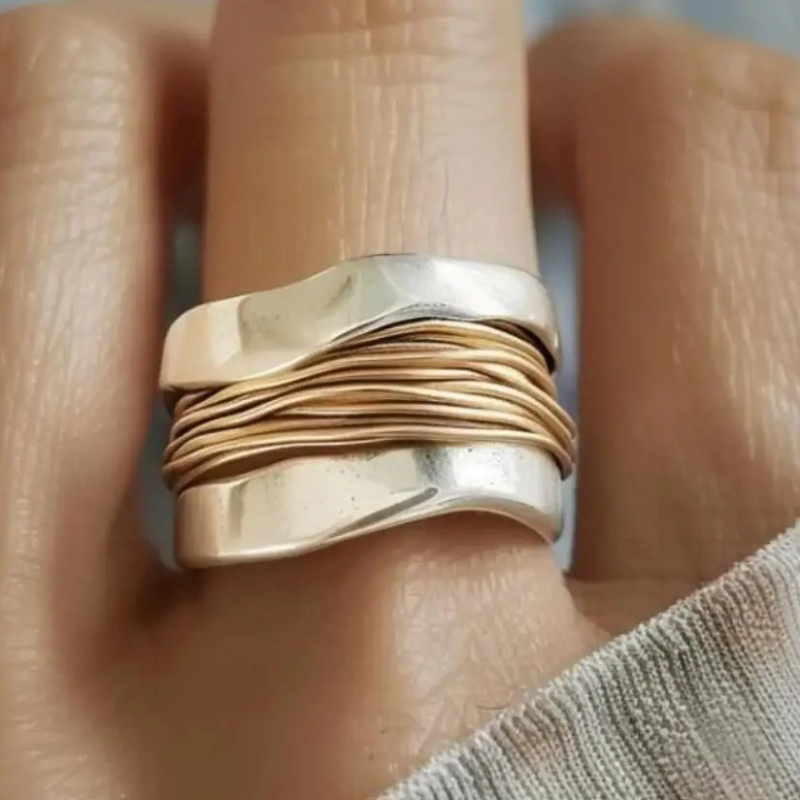 Ευρωπαϊκά και Αμερικανικά Διασυνοριακά Δίχρωμα Χαλύβδινα Σύρματα Πλατιά Χειροποίητα Στολίδια Μινιμαλιστικού Σχεδιασμού Διαδικτυακά Δαχτυλίδια Διασημοτήτων για Άνδρες και Γυναικεία Εξατομικευμένα Δαχτυλίδια Τάσης